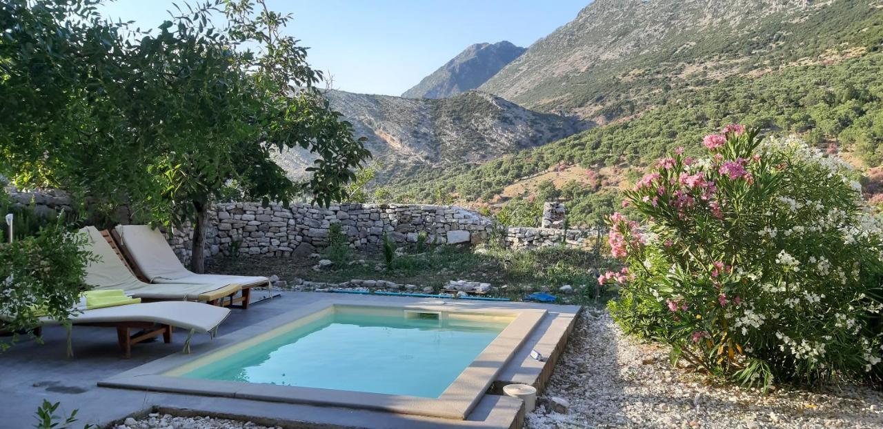 Les Villas De Кепаро Екстериор снимка